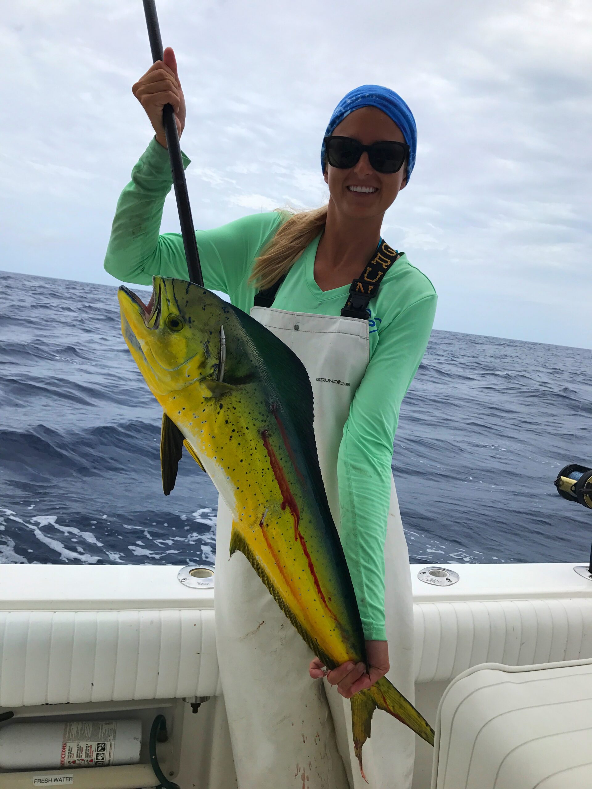 Hook Me Up Charters  Your professional fishing guide for all South Florida  and Bahamas fishing